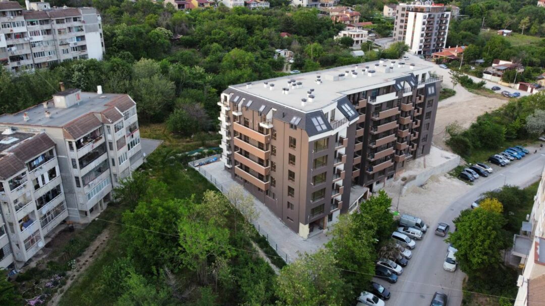 споделен офис жк. Възраждане 4 Варна