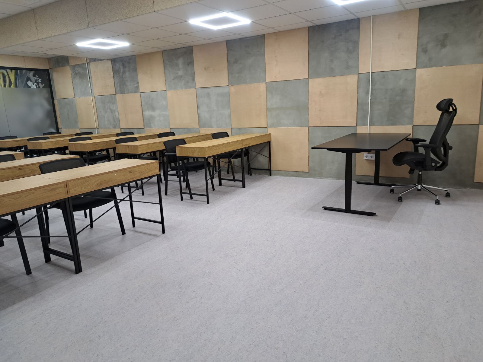 0-02-05-56c99969c6326439edf66e21dd9f8b7849d2c0d9f9c2c143e6279a821f9ca7f6_d19e20e834324d7b